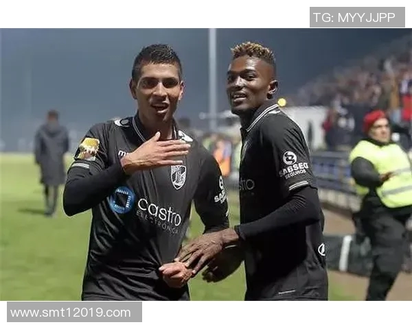 艾维斯与吉马雷斯的激烈对决揭示了足球战术的深度与魅力