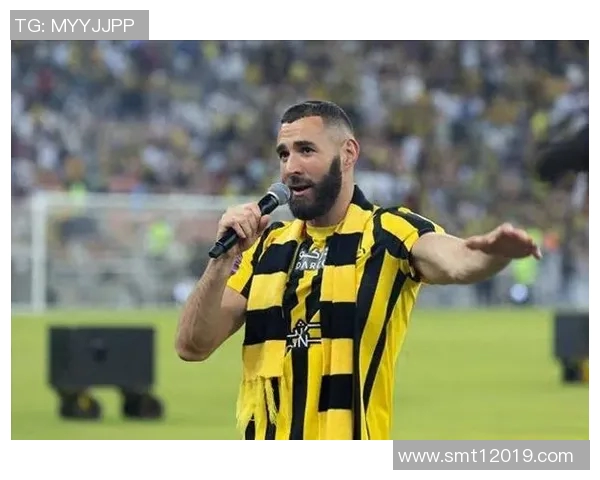 本泽马的传奇之路:从天才少年到世界足球巨星的蜕变与荣耀 本泽马的传奇之路:从天才少年到世界足球巨星的蜕变与荣耀