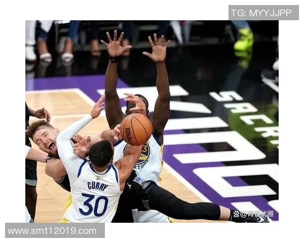 勇士与雷霆季后赛对决将进行几场激烈比赛的精彩分析与展望