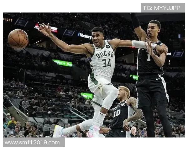 文班亚马首场比赛表现惊艳五次盖帽加隔扣字母哥引发热议