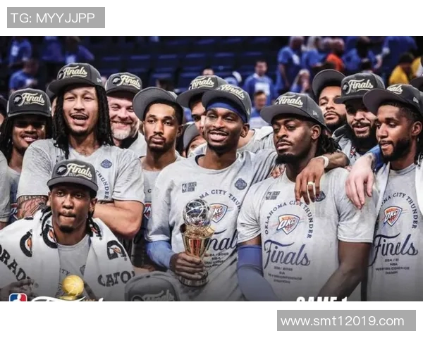 热火与雷霆争夺总冠军荣耀颁奖盛典精彩回顾与球员表现分析