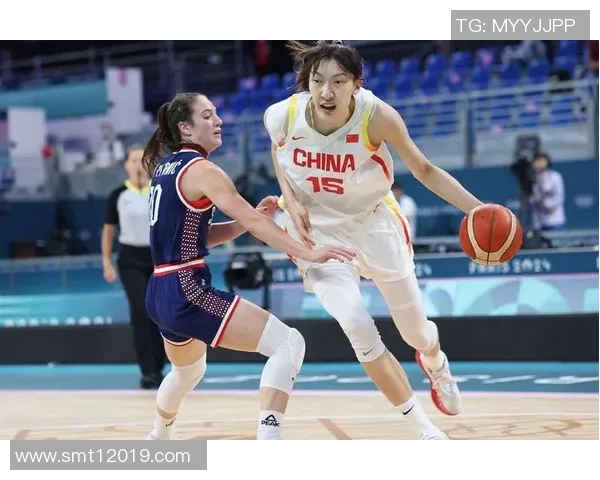 中国女篮迎战印尼女篮力争胜利全力以赴展现实力与团队精神 中国女篮迎战印尼女篮力争胜利全力以赴展现实力与团队精神