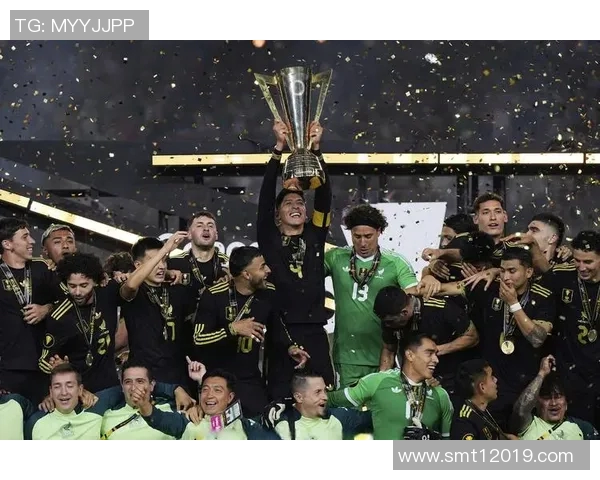 北美金杯赛精彩对决墨西哥队迎战强敌全力以赴争夺冠军荣耀